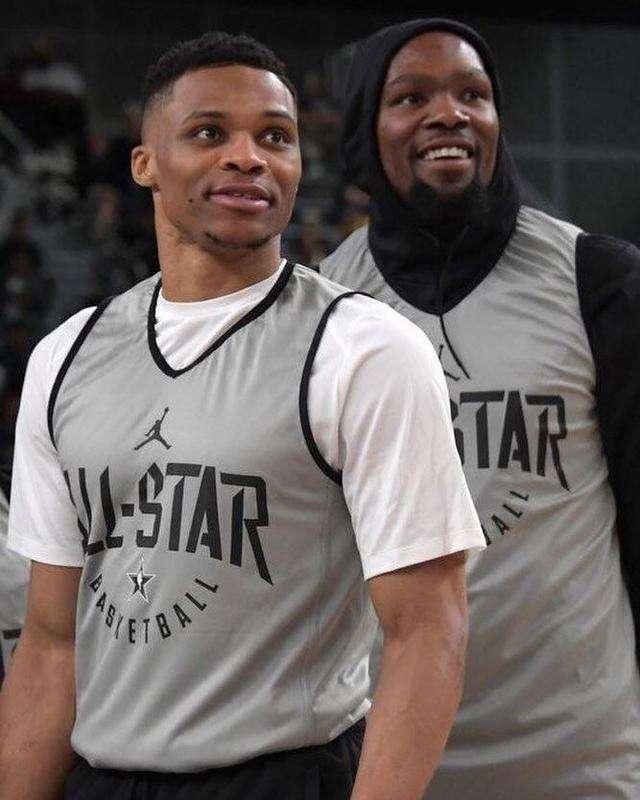 短传分球 短传分球